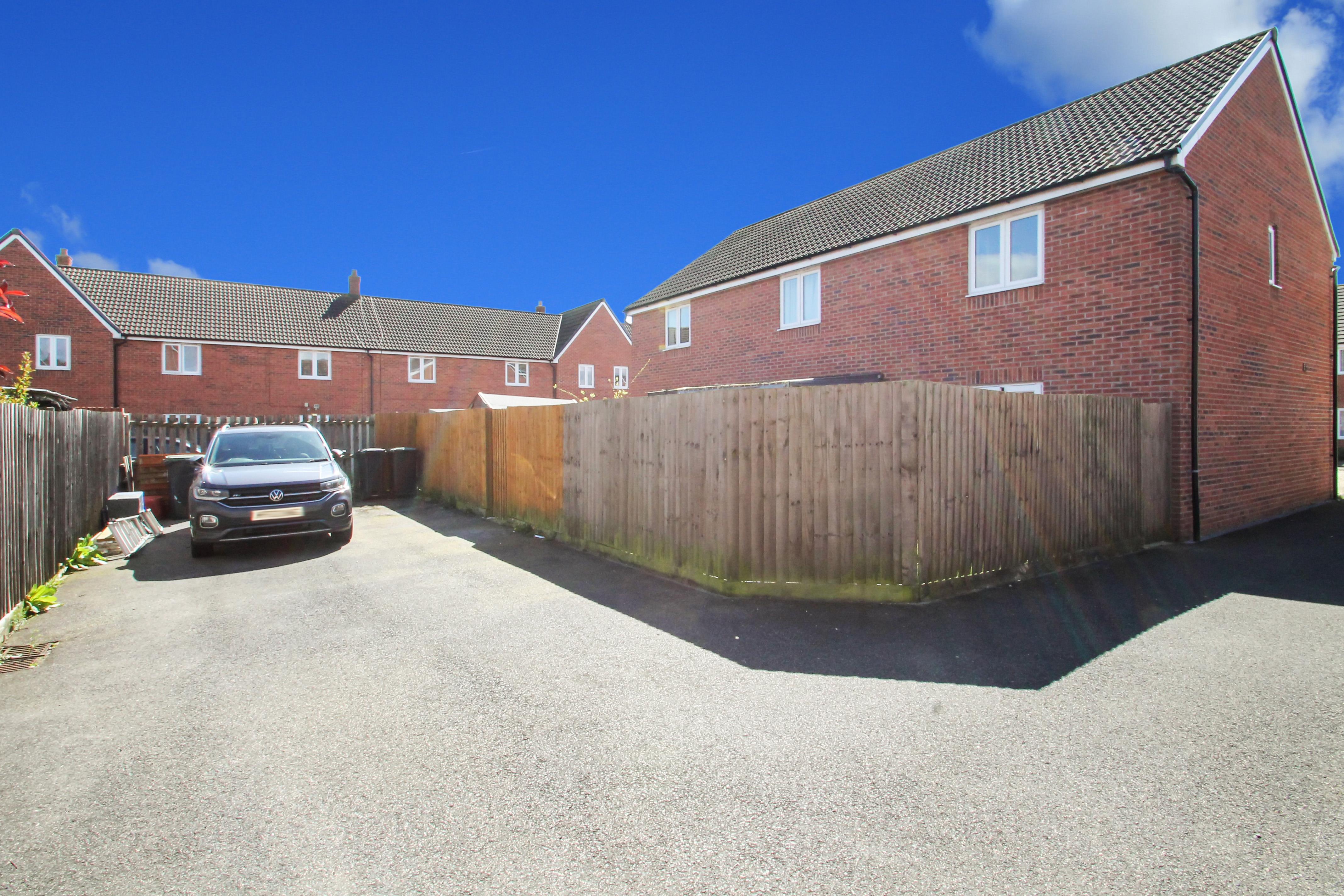 Chimney Crescent, Irthlingborough Simpson & Partners